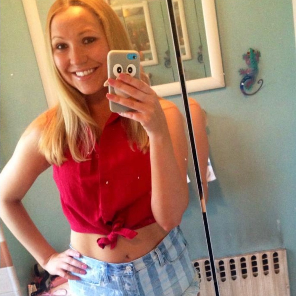 Red button down spoiled girl cropped tie top